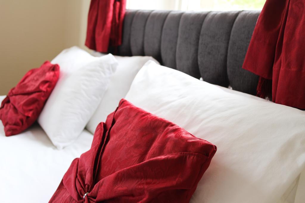 Mansfield Manor Hotel Экстерьер фото